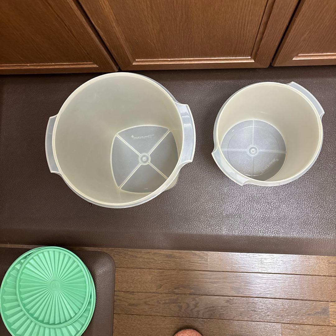 タッパーウェア　マキシデコレーター　2個セット