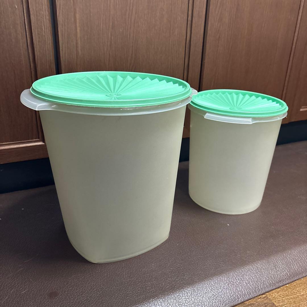 タッパーウェア　マキシデコレーター　2個セット