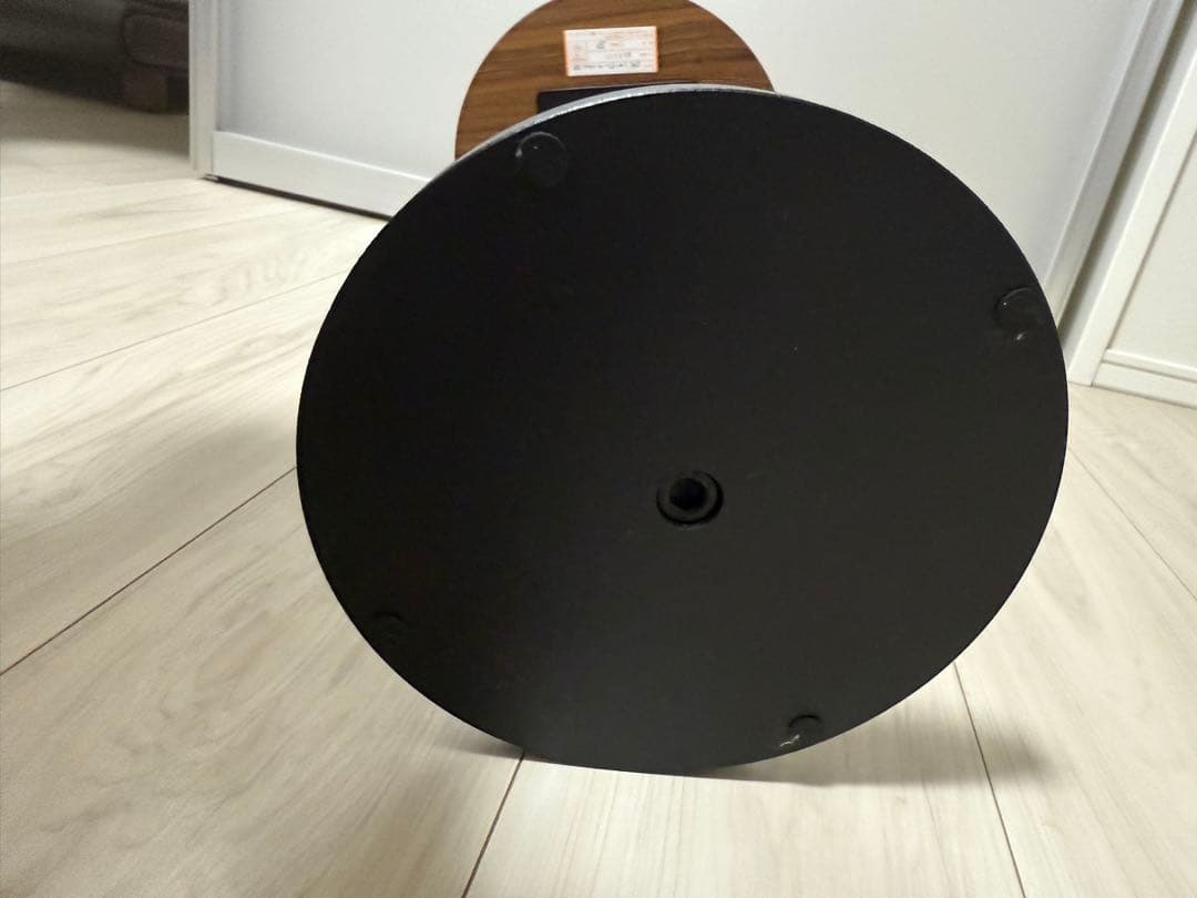 らくらくメルカリ便　リーンロゼ　サイドテーブル　ロゼシャンテレール