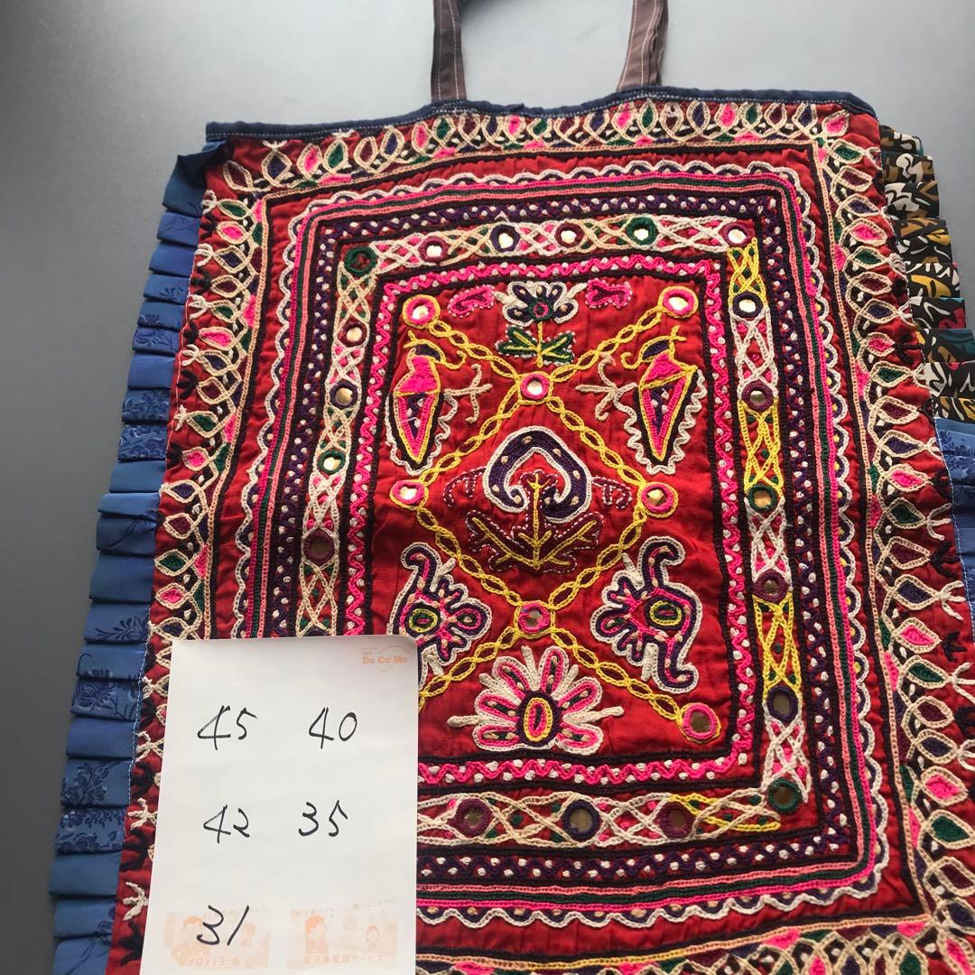 【インド・ラバリ民族】手刺繍・カラフルトートバッグ