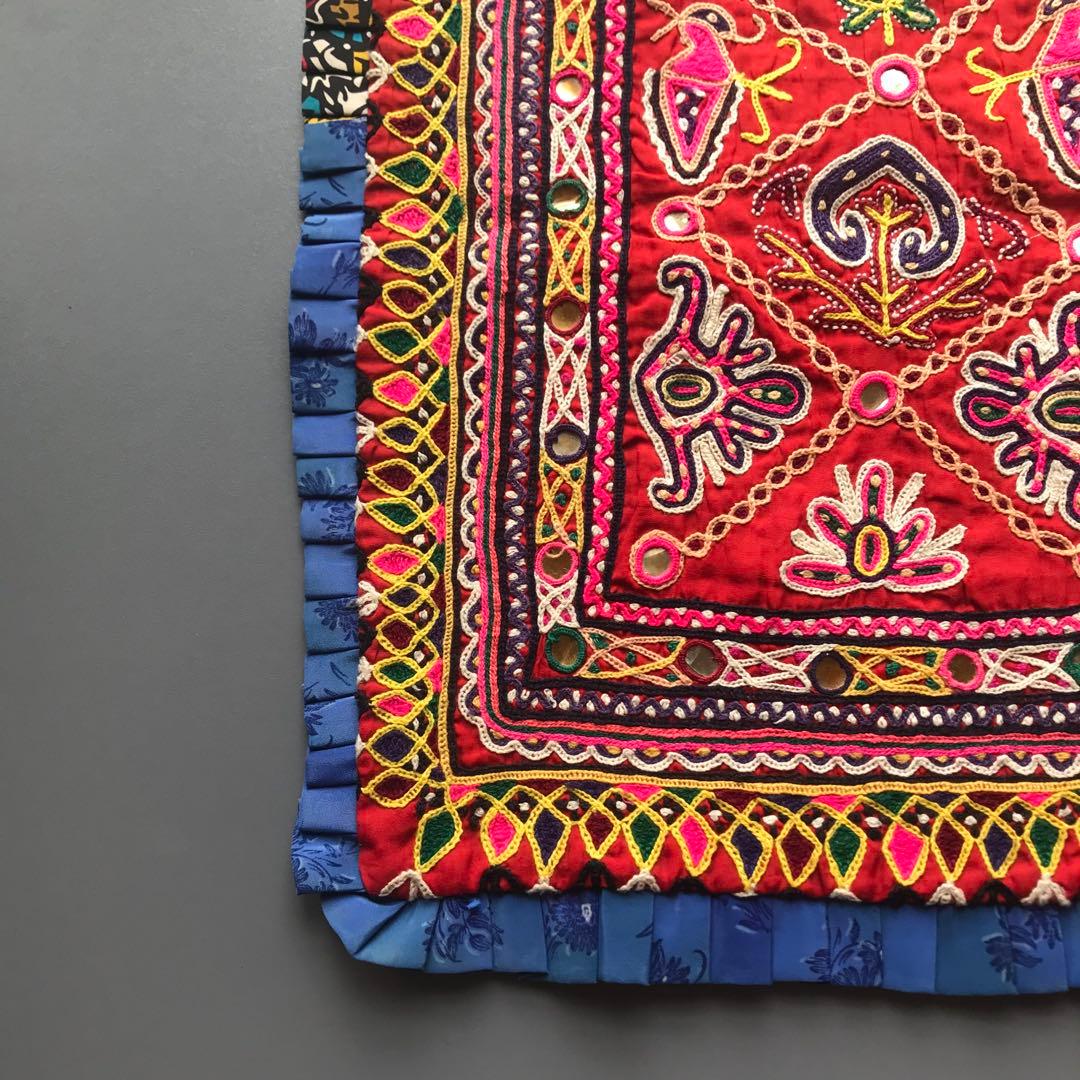 【インド・ラバリ民族】手刺繍・カラフルトートバッグ