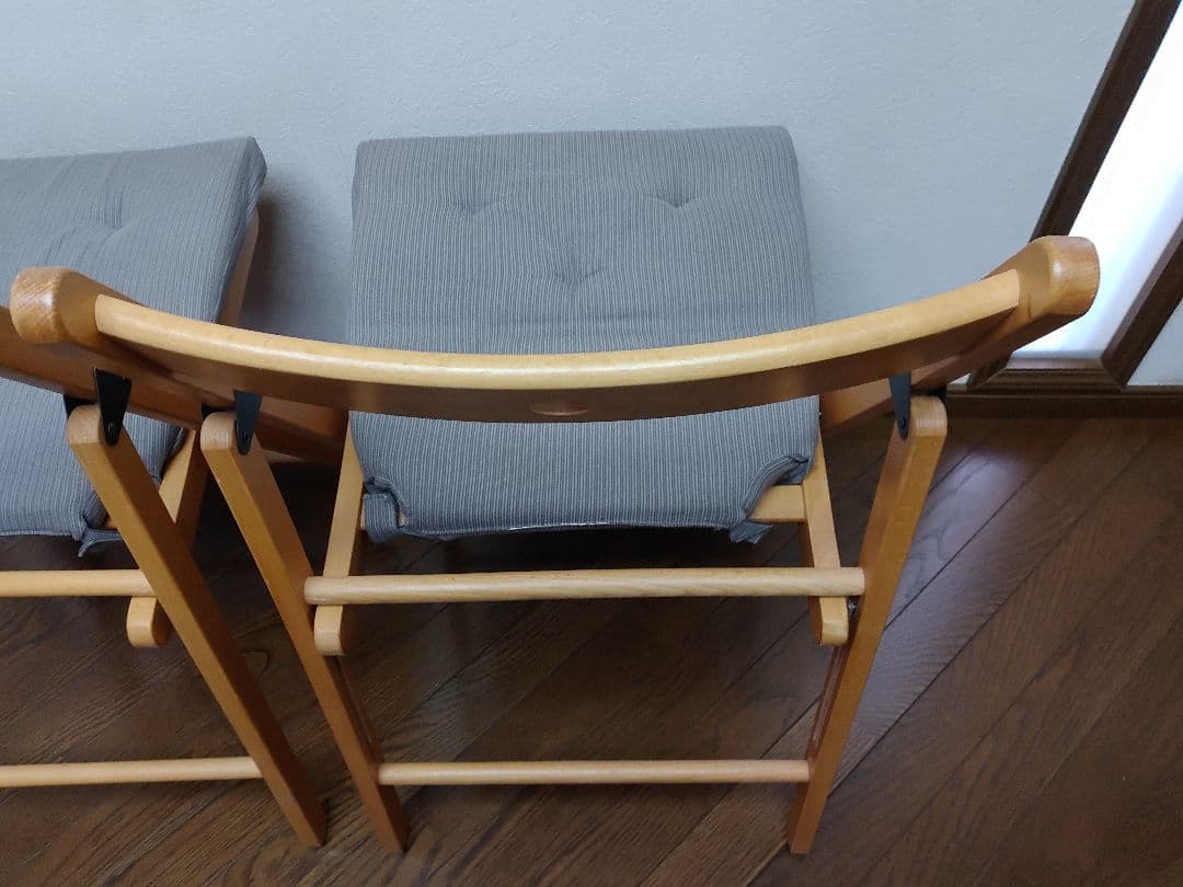 クッション付き　2脚　IKEA　TERJE　FRÖSVI　木製折りたたみチェア