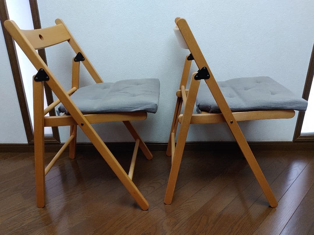 クッション付き　2脚　IKEA　TERJE　FRÖSVI　木製折りたたみチェア