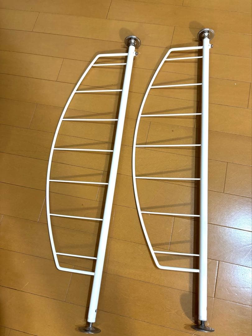 人気！ステンレス 燕三条 突っ張り キッチン ラック 水切り カゴ　ホワイト