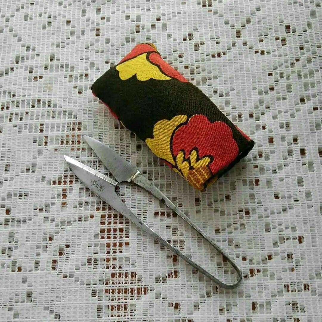 フィリピンアンティークかごの裁縫道具入れ