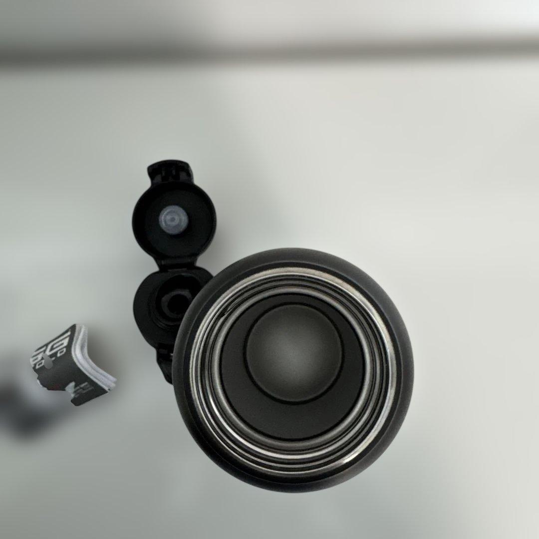 モンクレール　水筒