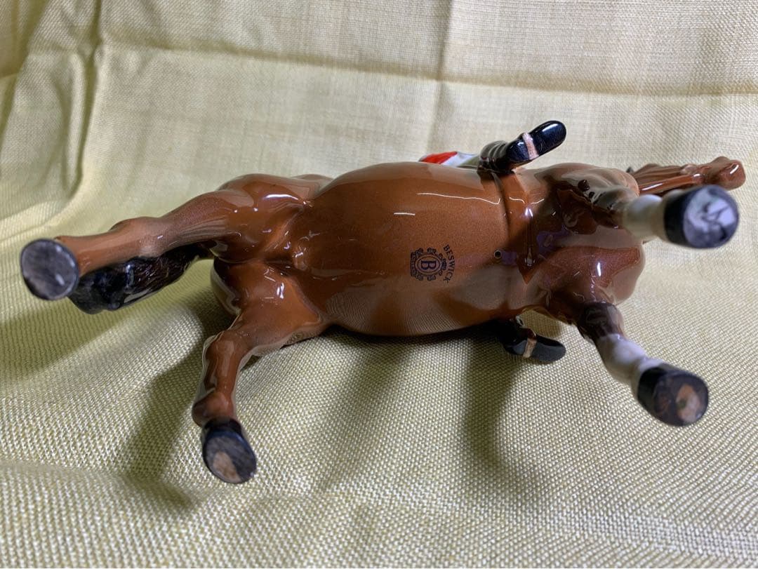 L*M様 beswick ベスウィック 英国 ハンドペイント フィギュリン 馬と