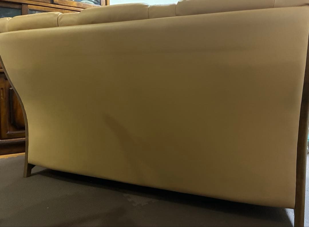 15,000円引き‼️ カリモク　３人掛けソファ　ハイバック仕様　天然皮革