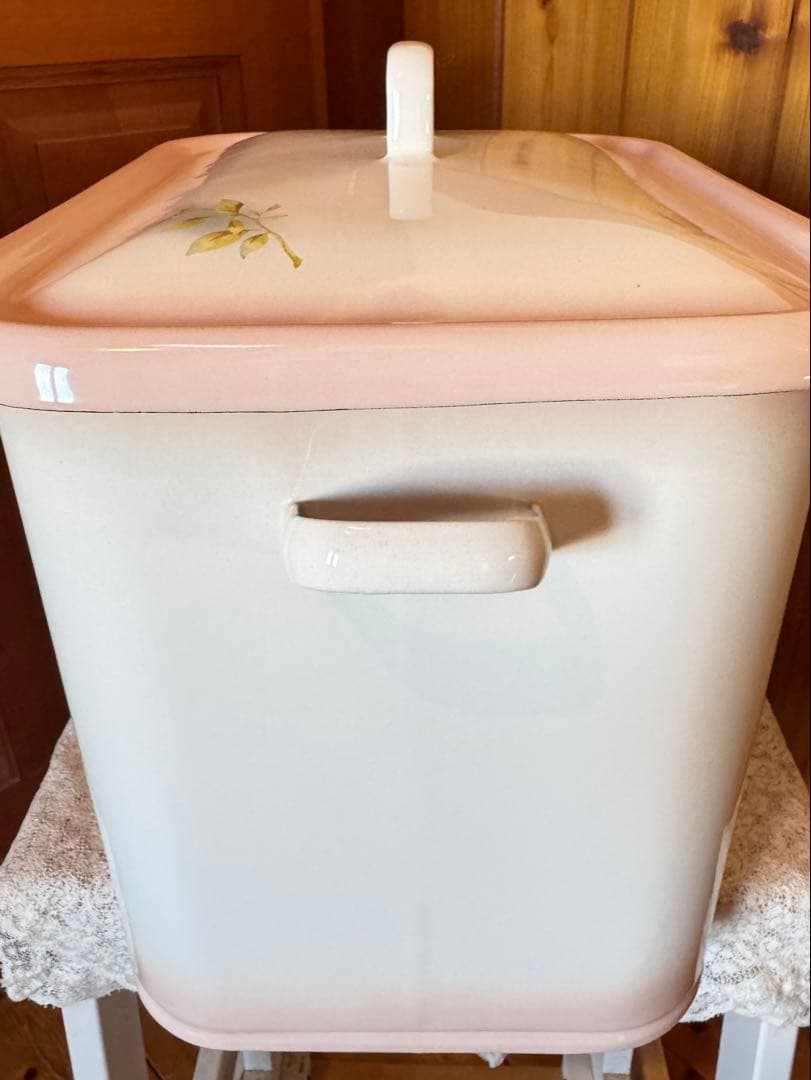 【希少レア‼️】イマン(imane) ポワージュピンク　BOX缶