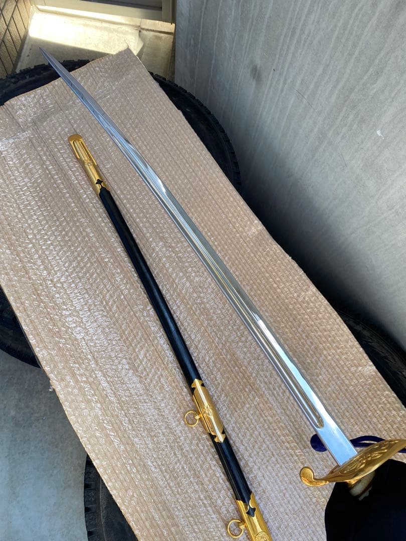 防衛大学校指揮刀？ 儀礼長剣 模造刀 サーベル 軍刀 - メルカリ