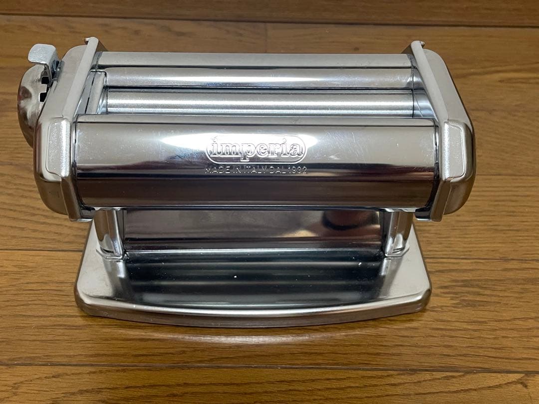 IMPERIAパスタマシーン未使用 取説説明書20レシピ付 ラビオリカッター付