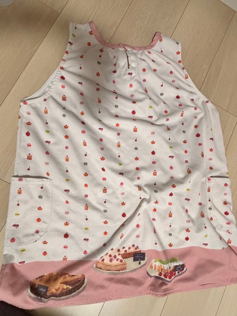 ルルロロ くまのがっこう 保育 エプロン ８枚セット