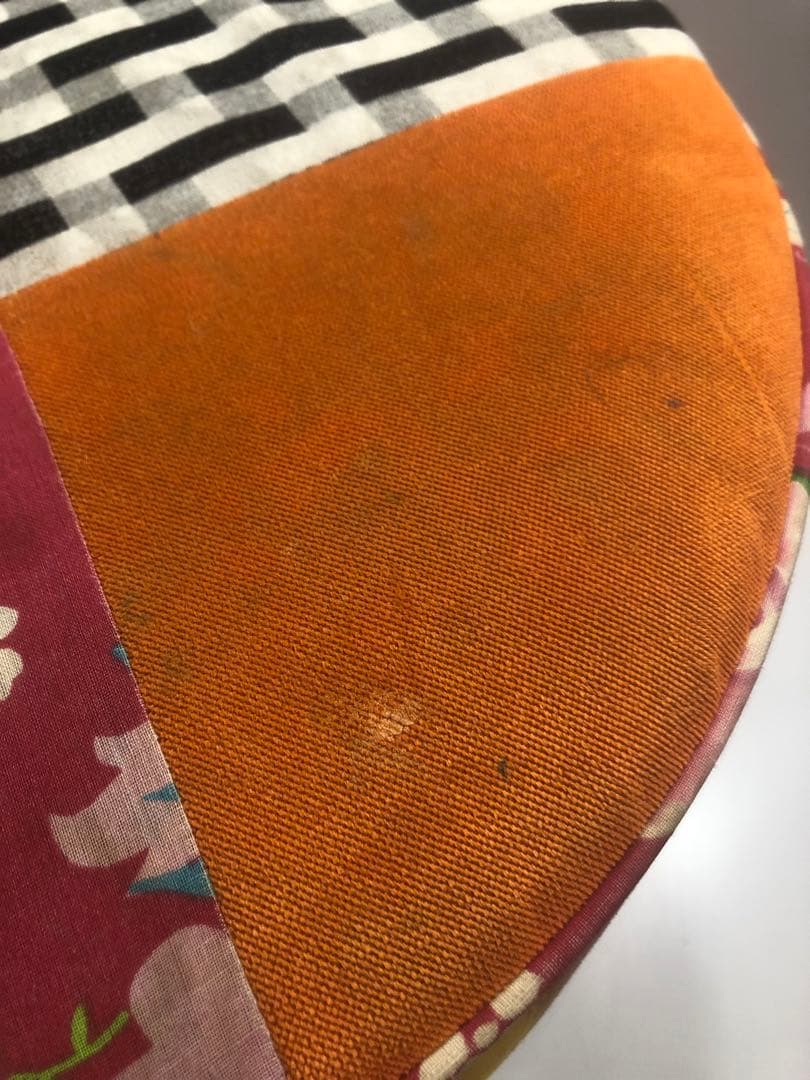 パッチワーク　カラフルチェア　スツール　ファブリック　インテリア　ピンク