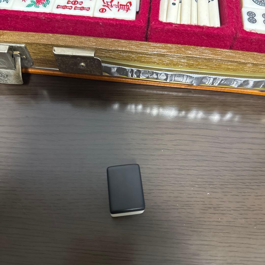 麻雀牌セット 伝統的デザイン　　　　　　　　　　　　【超希少】レア　麻雀牌・