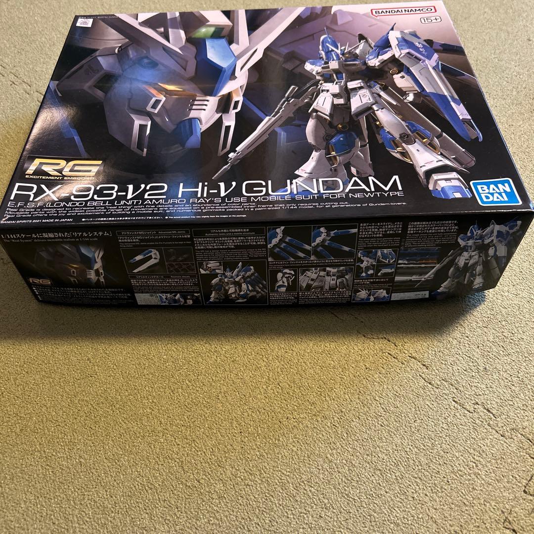 RG RX-93-V2 Hi-V Gundam 1/144 - メルカリ