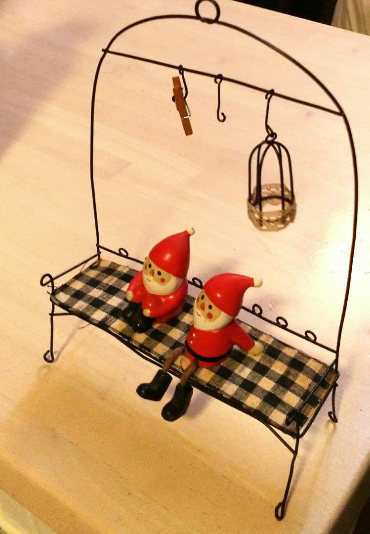 訳あり☆ほっこりワイヤーベンチ、B