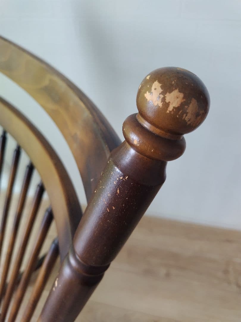 ロッキングチェア　トーヨーファニチャー