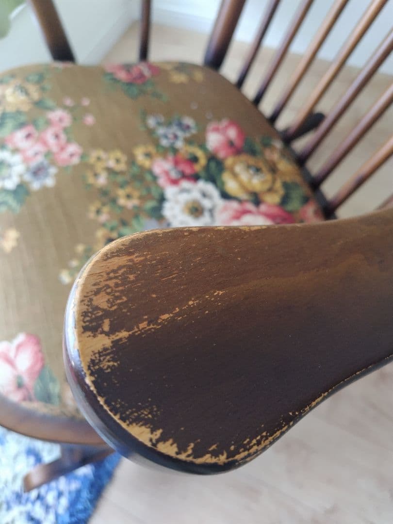 ロッキングチェア　トーヨーファニチャー