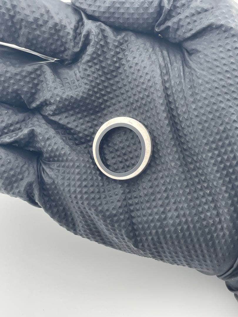 【木村浩一郎】SuperFuture リング 直径1.8cm シルバー×ブラック