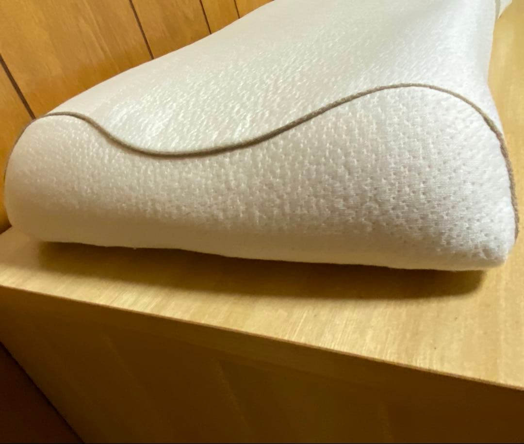 ゆ*ー様 テクノジェル スリーピング コントアーピローII 9cm 新品未使用