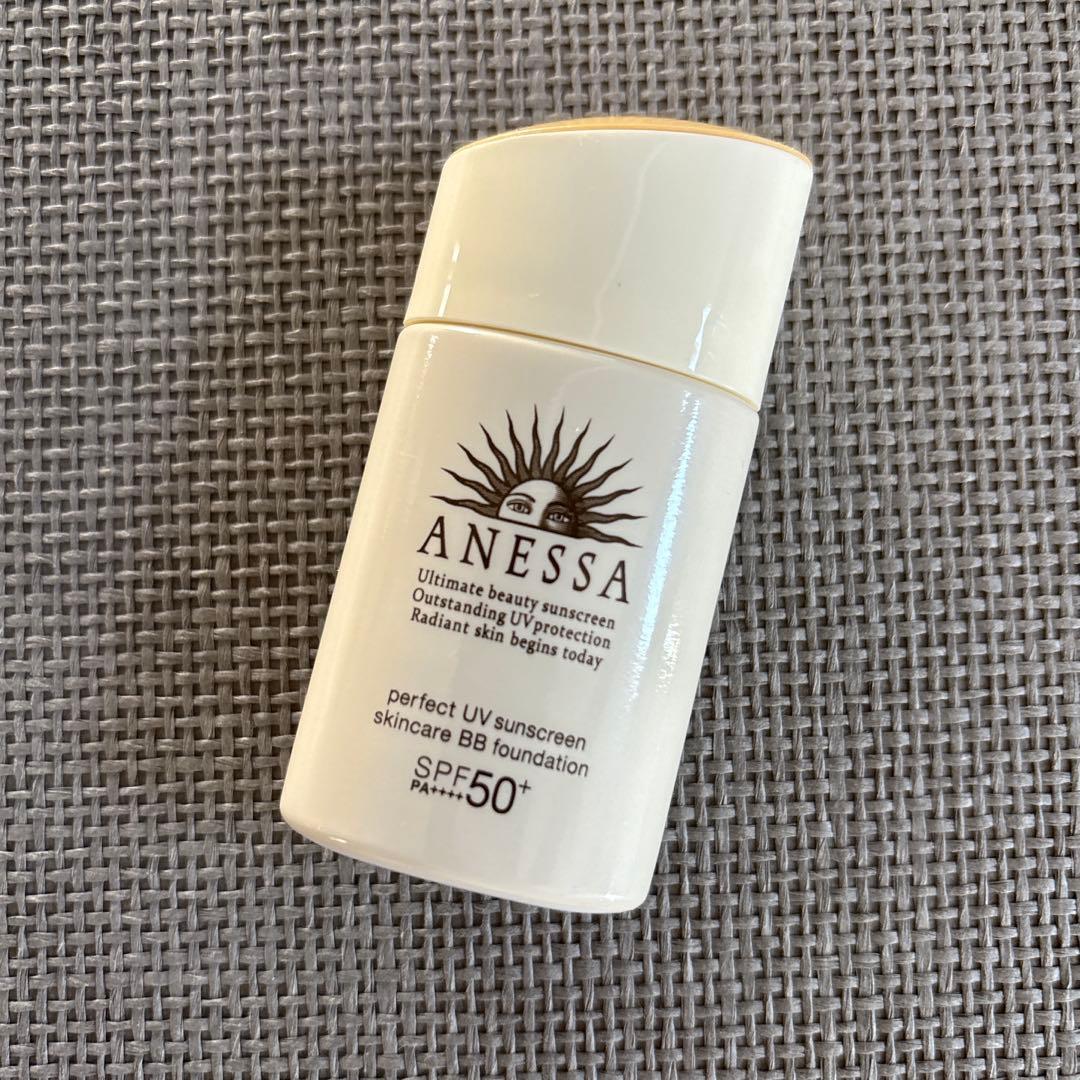 アネッサ パーフェクトUV スキンケアBBファンデーション①明るめの自然