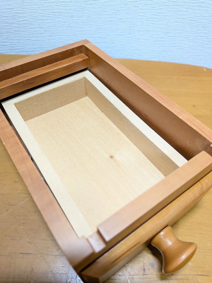 イタリア　ALESSI　TWERGI　チーズグレーター