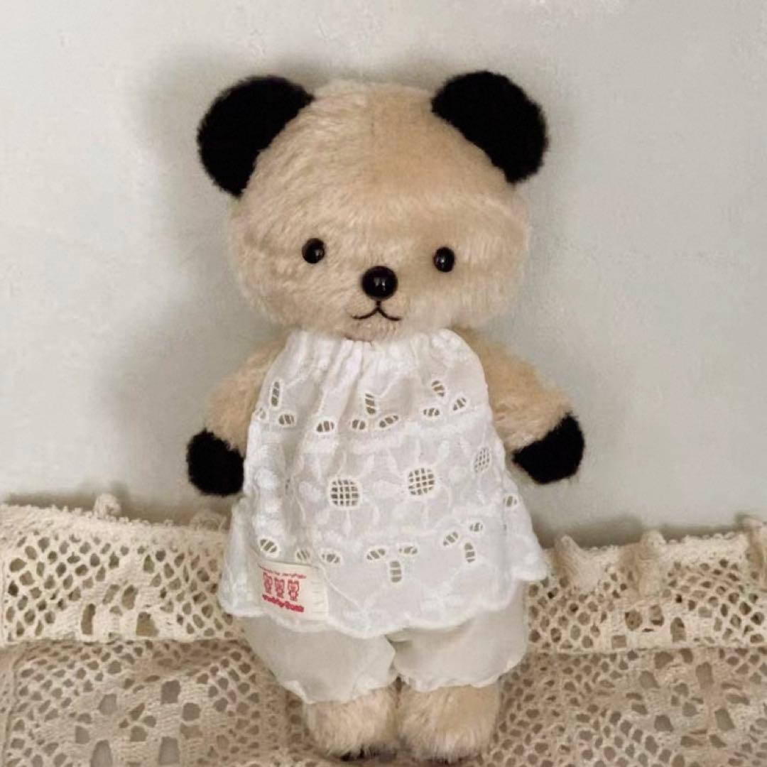 大人しい黒耳くまさん アーティストベア テディベア 海外作家様 ハンドメイド