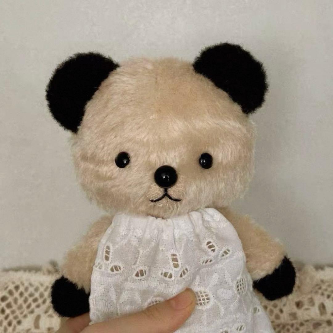 大人しい黒耳くまさん アーティストベア テディベア 海外作家様 ハンドメイド