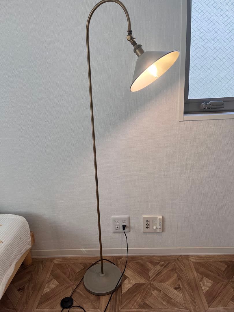 Ampoule フロアライト　ヴィンテージグレー