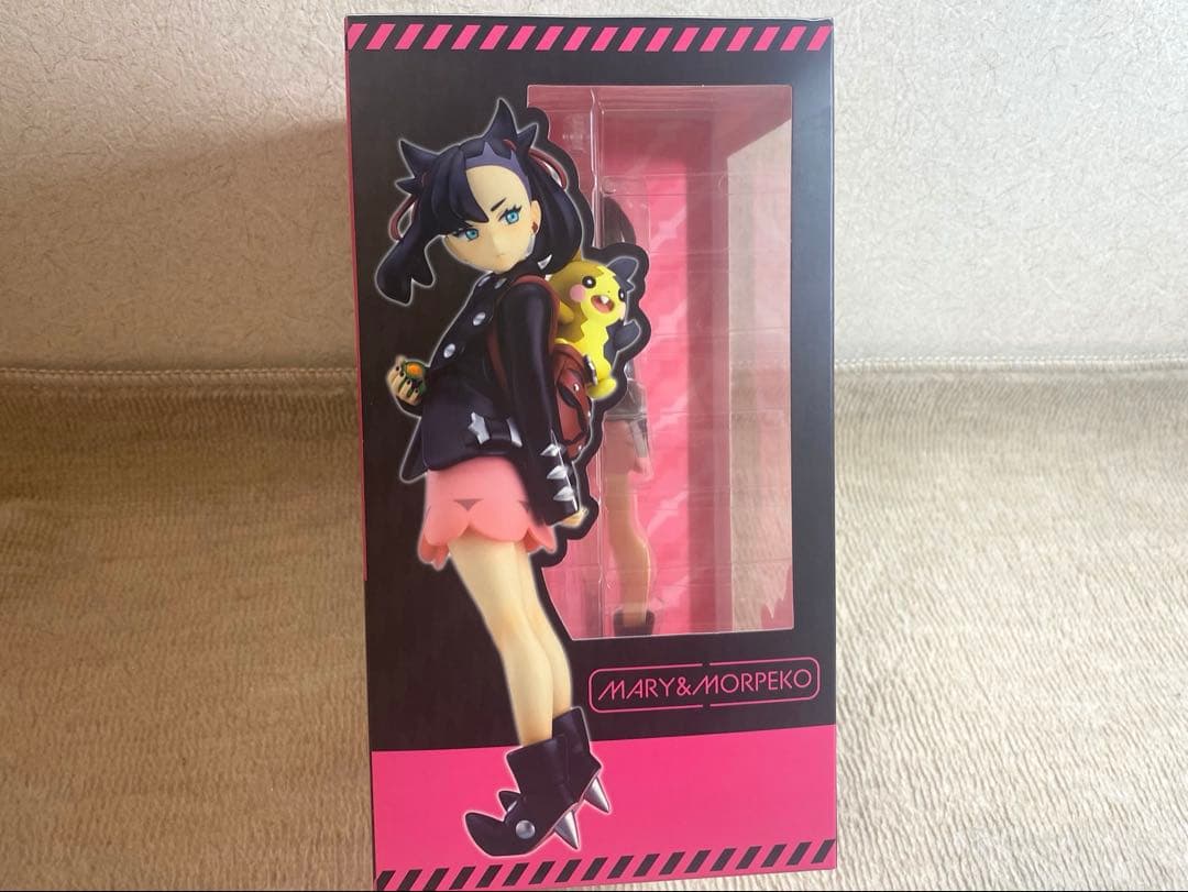 か*な様 ポケモンセンター限定　マリィ ＆ モルペコ フィギュア
