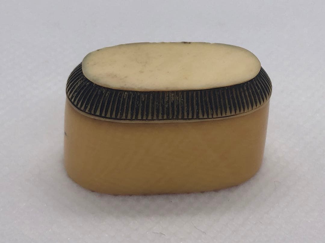 根付　時代物　印鑑　印材　マンモス牙　彫刻