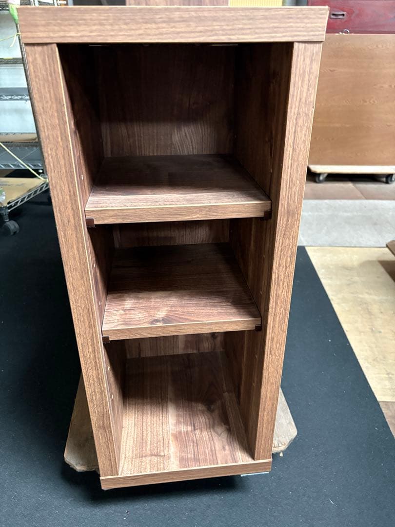 大川家具 リベルタ ディスプレイスタンドシェルフ 使い方は自由！