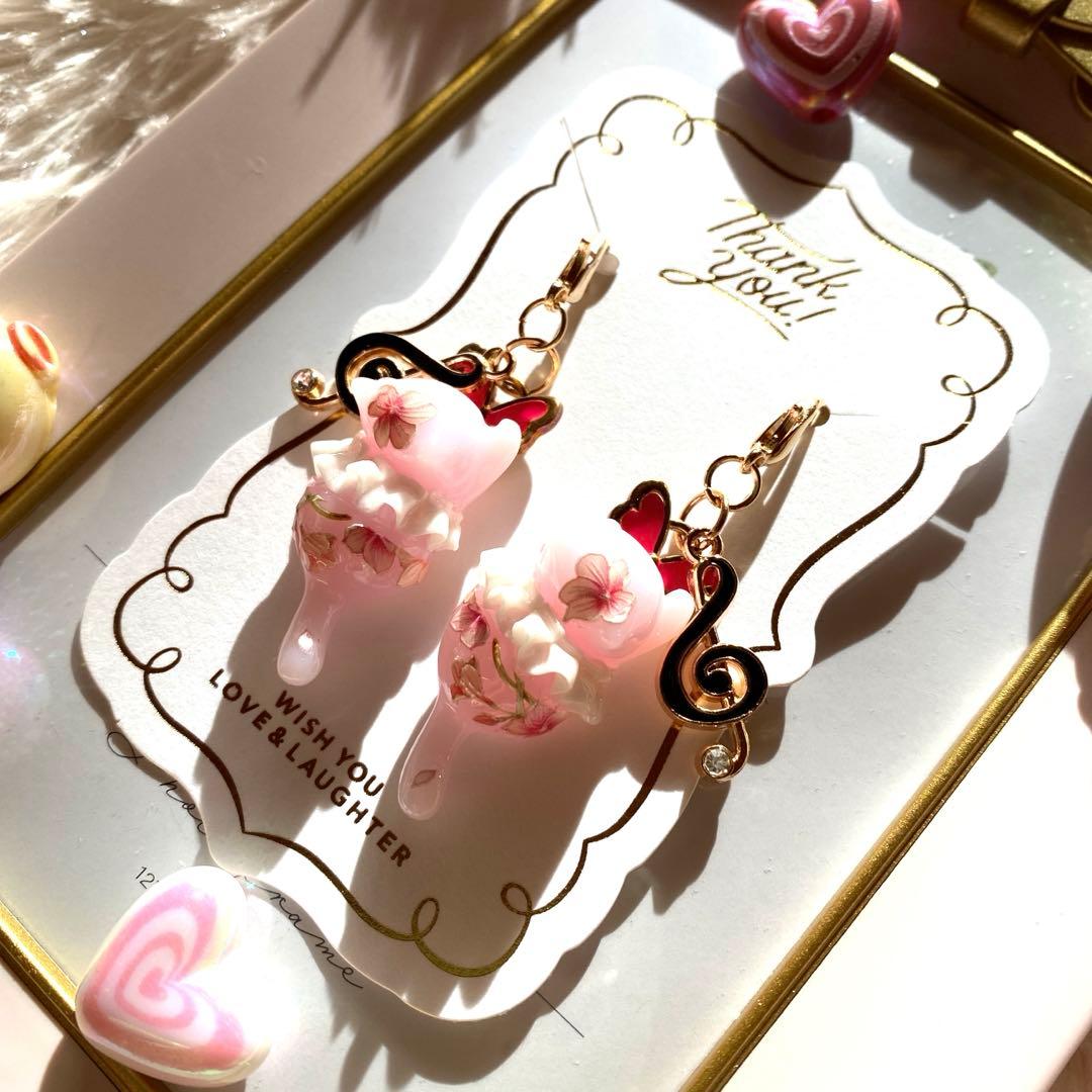 ☆音符が素敵なフリル猫ちゃんチャーム☆