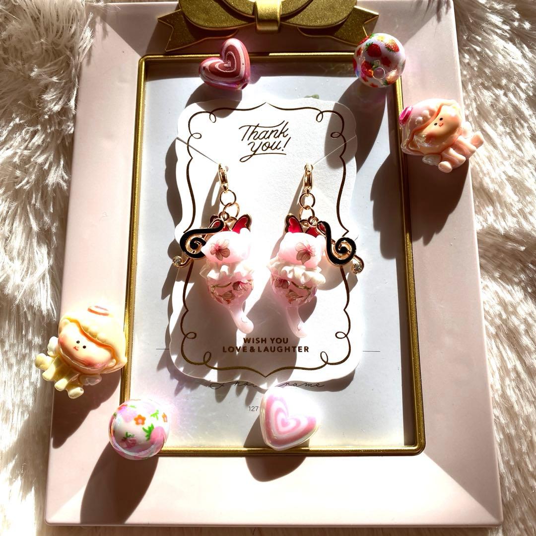 ☆音符が素敵なフリル猫ちゃんチャーム☆