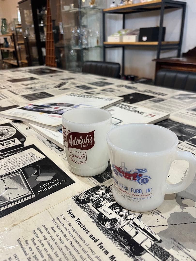 ヴィンテージライク　ダイニングテーブル