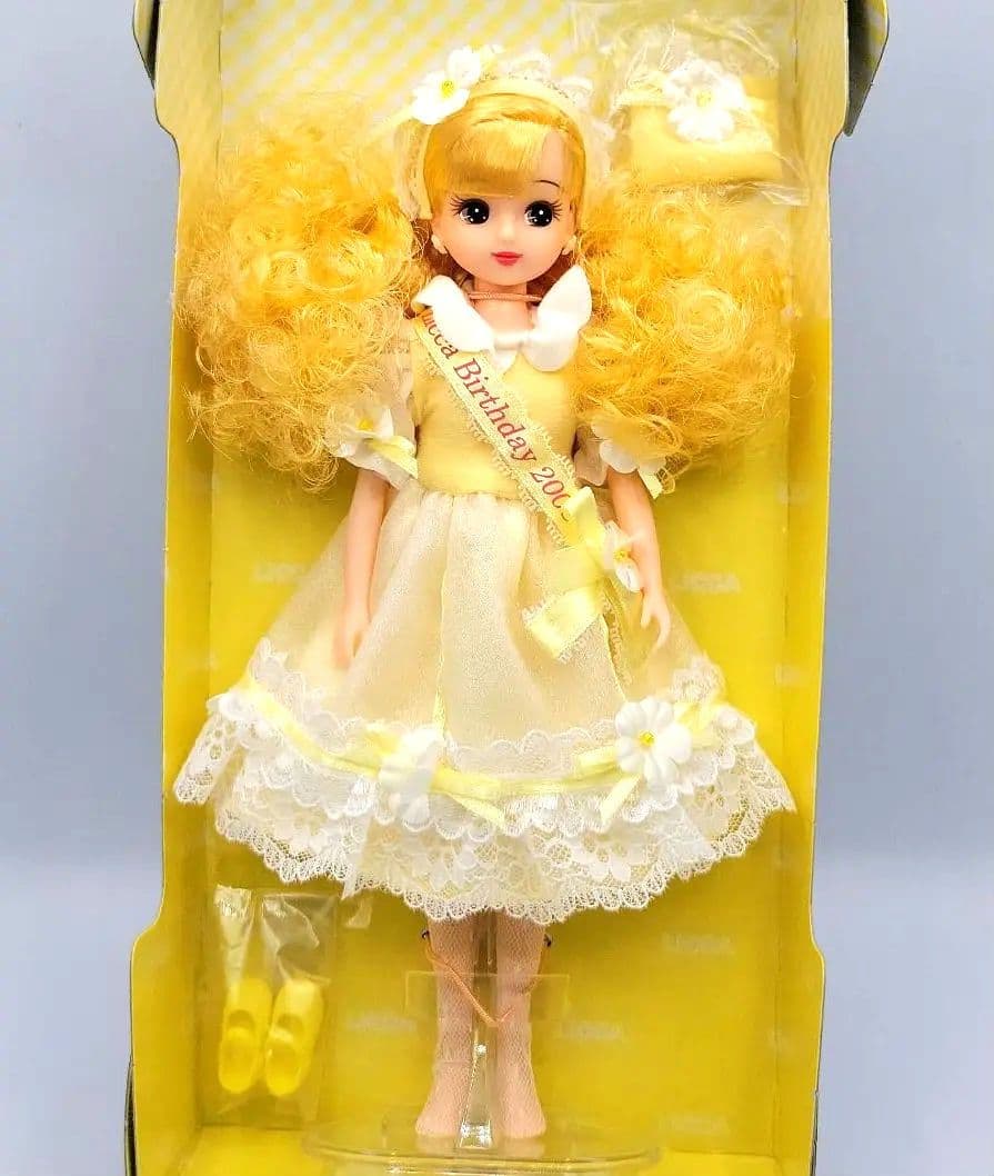 □日本製！ リカフレンド限定 リカちゃん バースデーリカ2000 - メルカリ