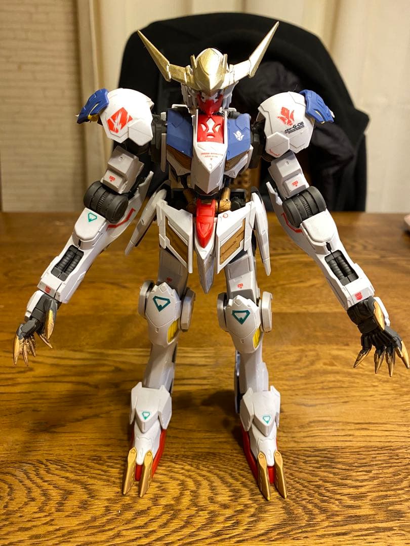 中華 プラモデル 1/100 狼王