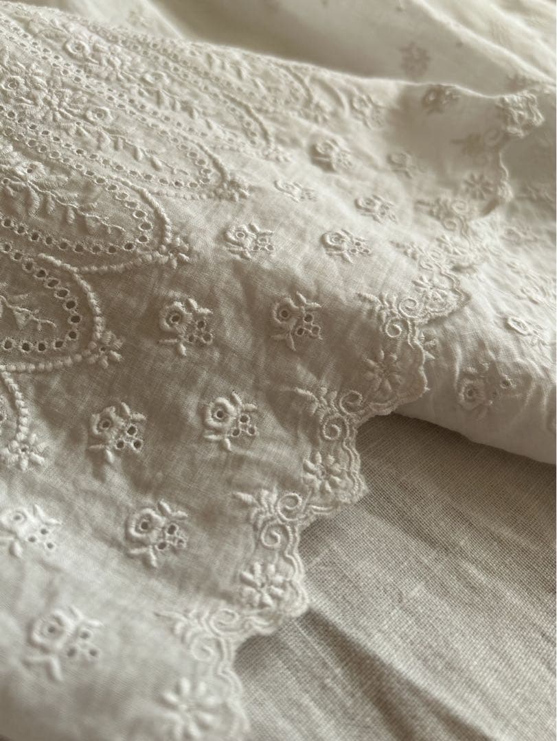 ✲*フランス・フレンチアンティーク　ベビードレス・ドールドレス　チャーチ　レース