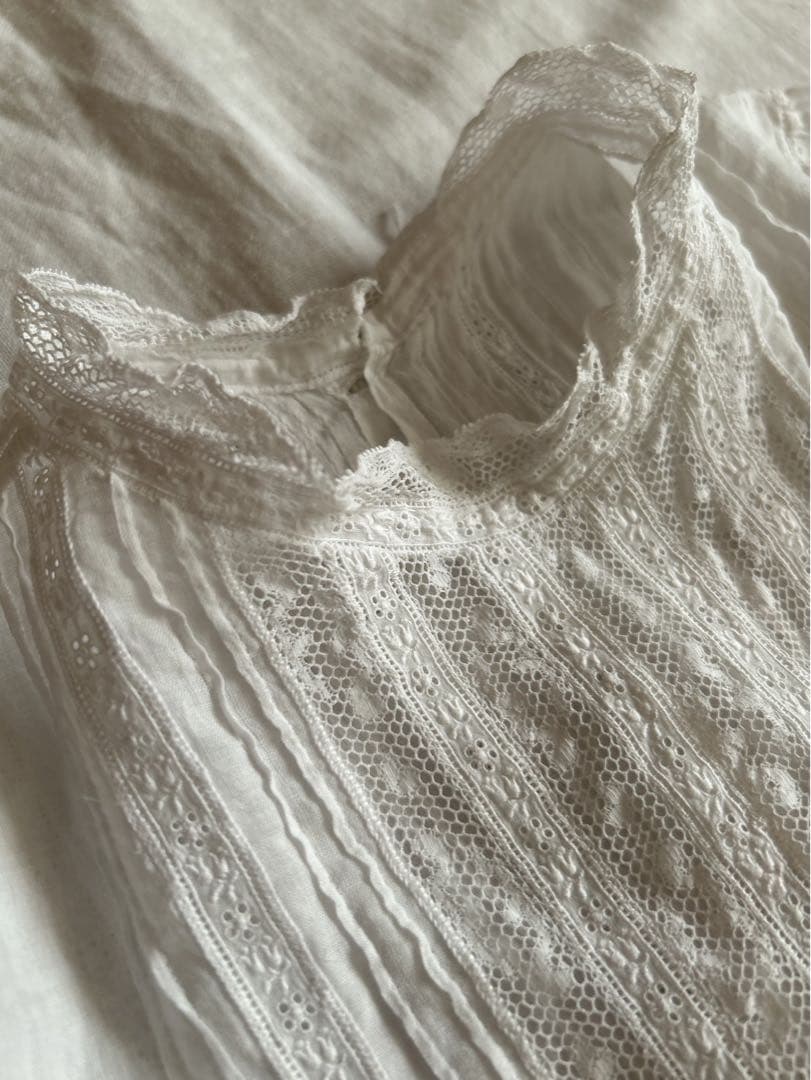 ✲*フランス・フレンチアンティーク　ベビードレス・ドールドレス　チャーチ　レース