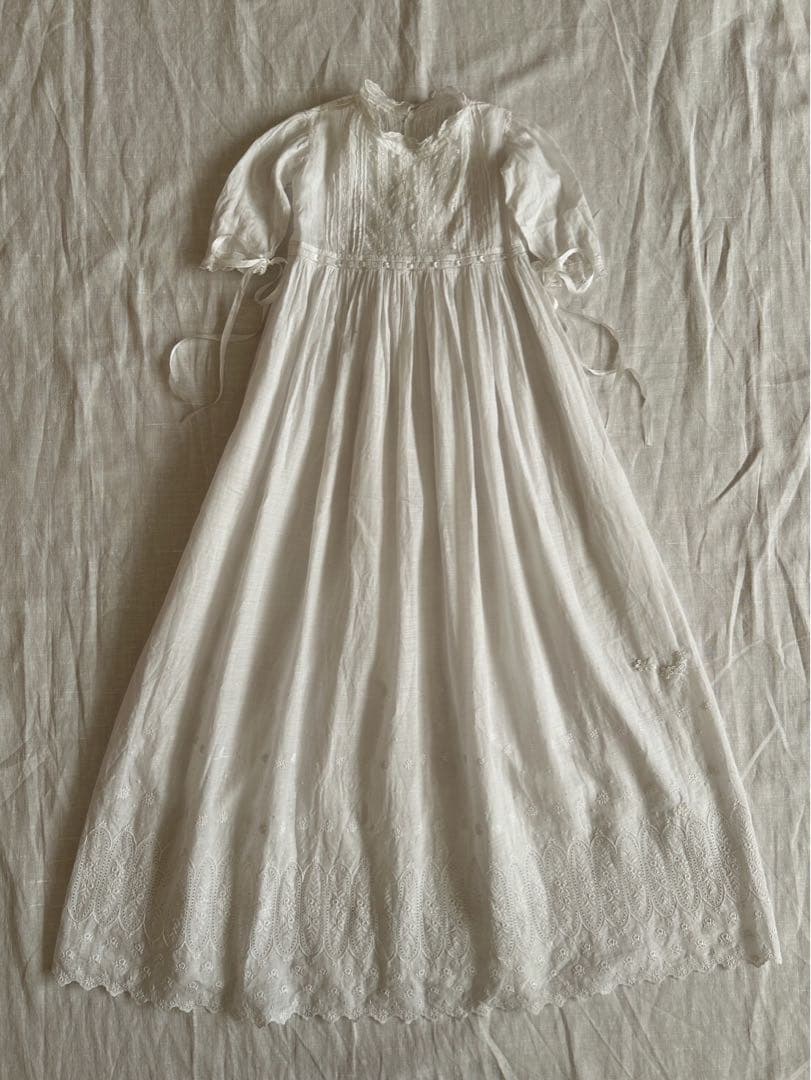 ✲*フランス・フレンチアンティーク　ベビードレス・ドールドレス　チャーチ　レース