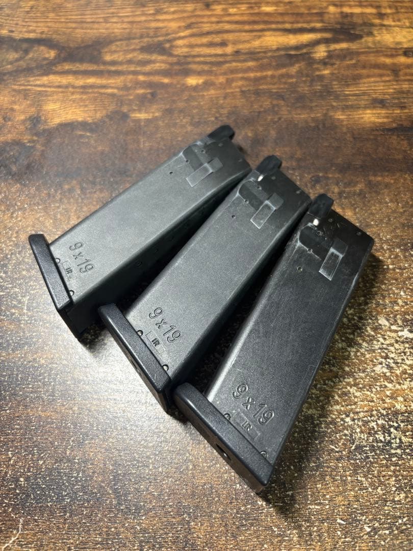 g*t様 【7/27(日)迄】 sg-09r バイオハザードre4 マガジン計3 - メルカリ