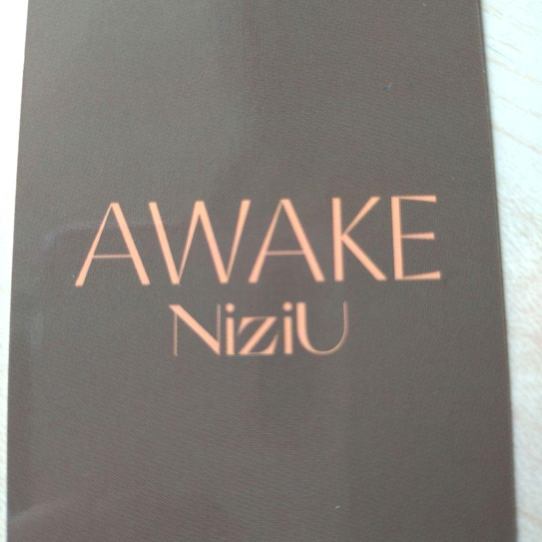 NiziU マヤMAYA AWAKE ラキドロ トレーディングカード - メルカリ