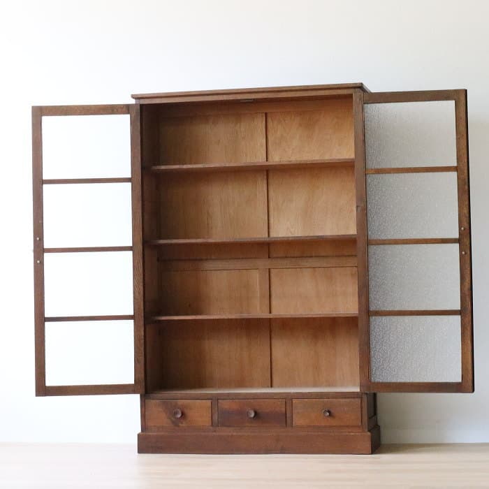 アンティーク　ダイアガラス　両開き棚　収納棚　ナラ材　古家具　レトロ　書棚