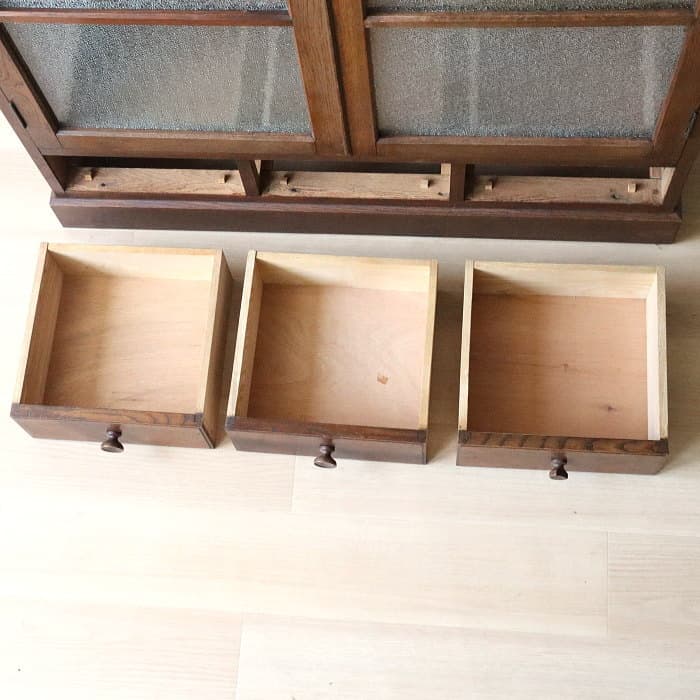 アンティーク　ダイアガラス　両開き棚　収納棚　ナラ材　古家具　レトロ　書棚