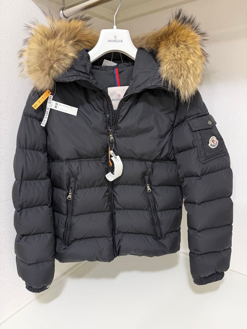 グリーンサゲニティックルチルクォーツ 左の子