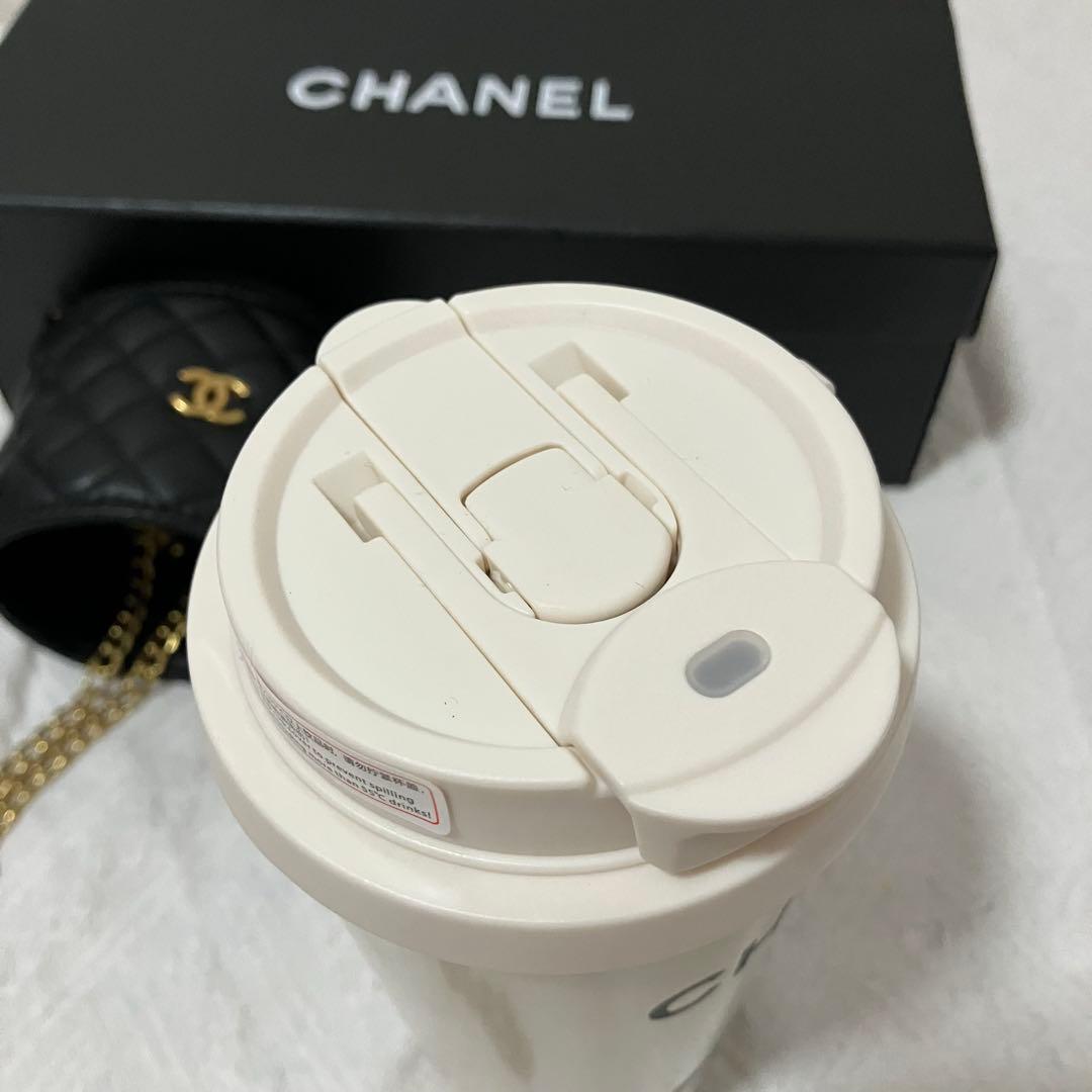 希少】シャネル ノベルティ マグカップ チェーン付き 非売品。 - メルカリ