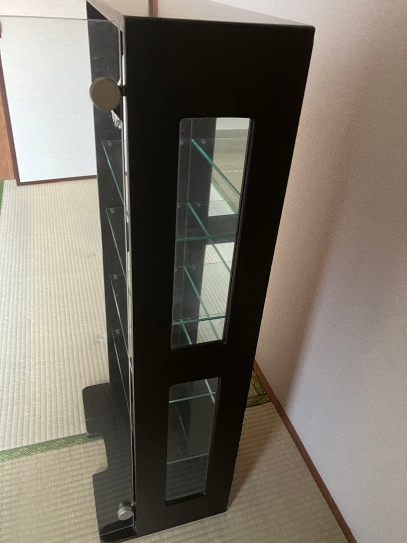 ガラスケース ディスプレイ