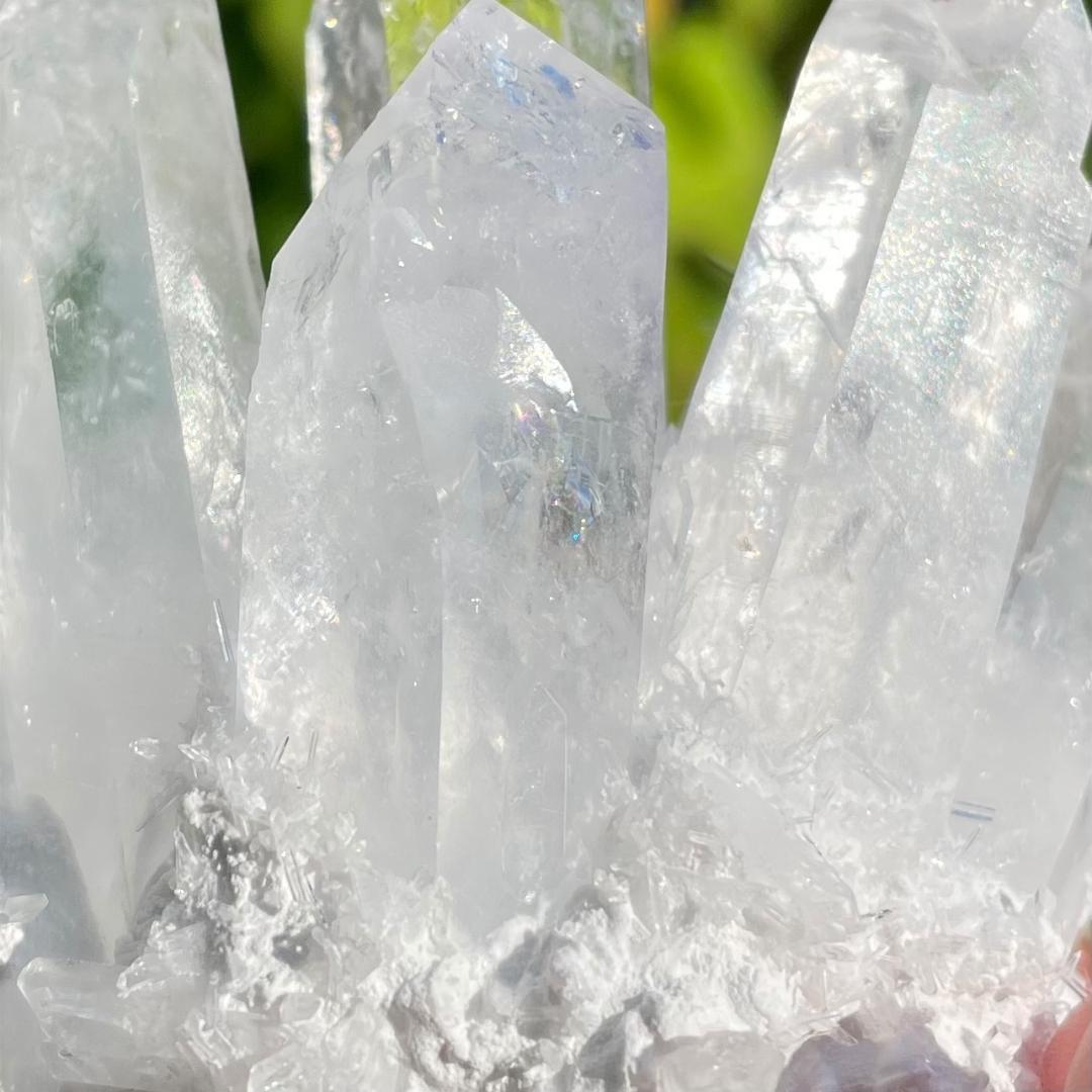 【大きめずっしり２９３g】天然石 虹 サシ クラスター 原石 菊水晶 クリスタル