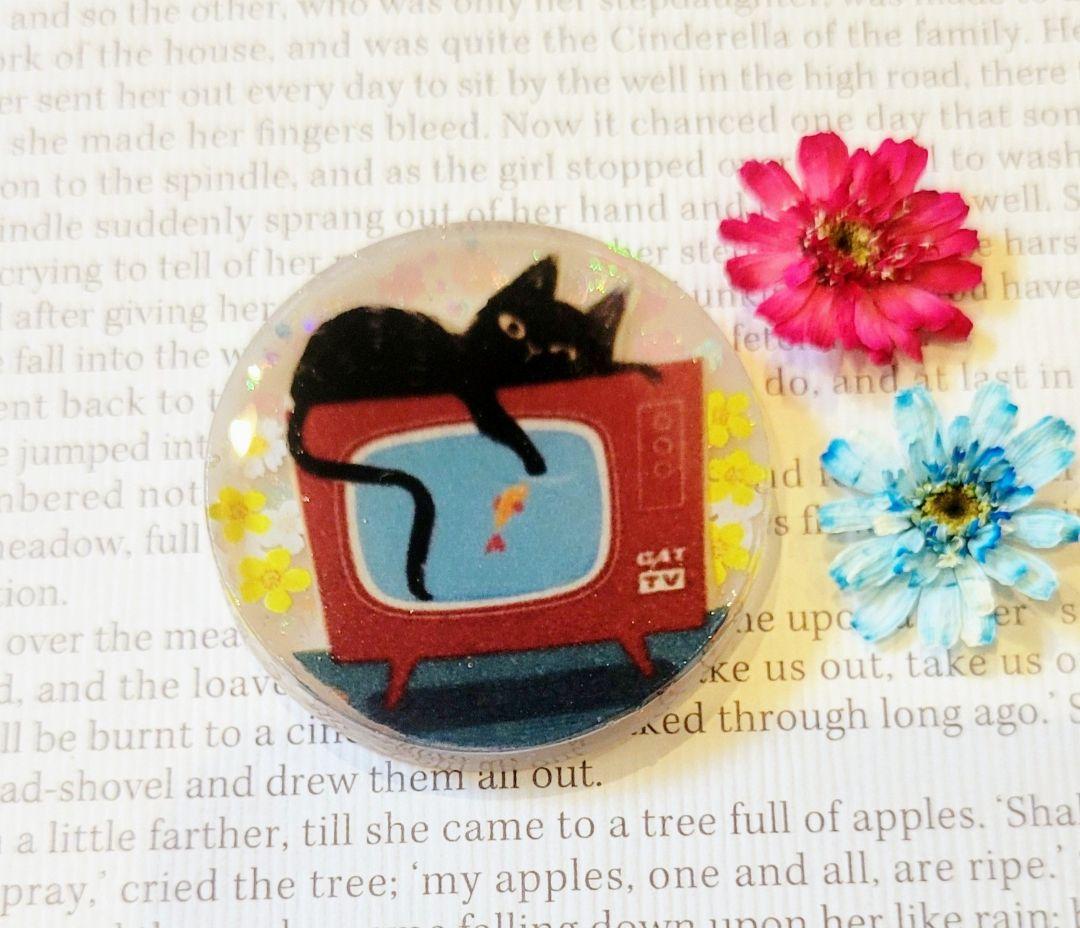 NO.28❤猫 テレビの上で❤レジンヘアゴム❤