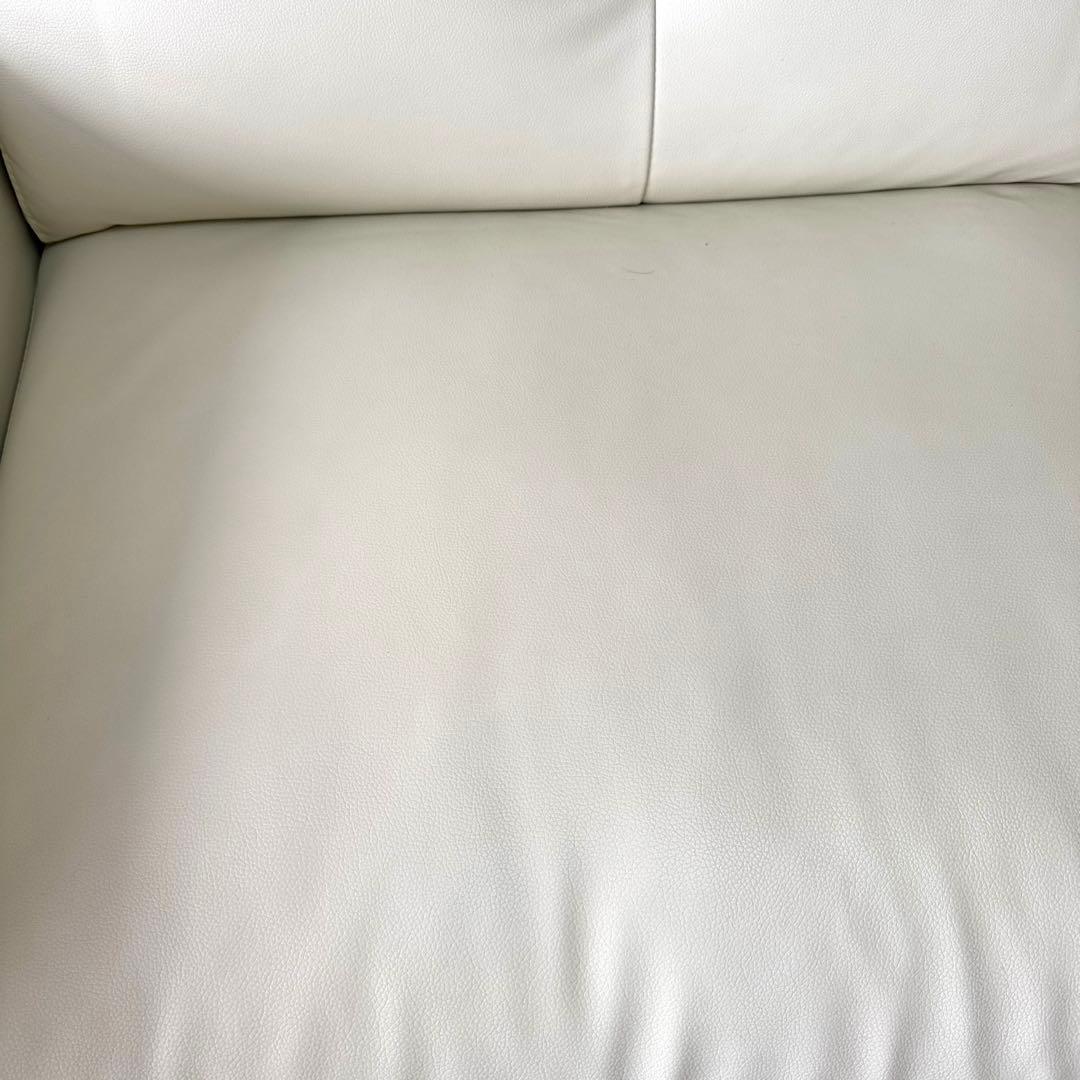 ニトリ　リクライニングソファー　アイボリー